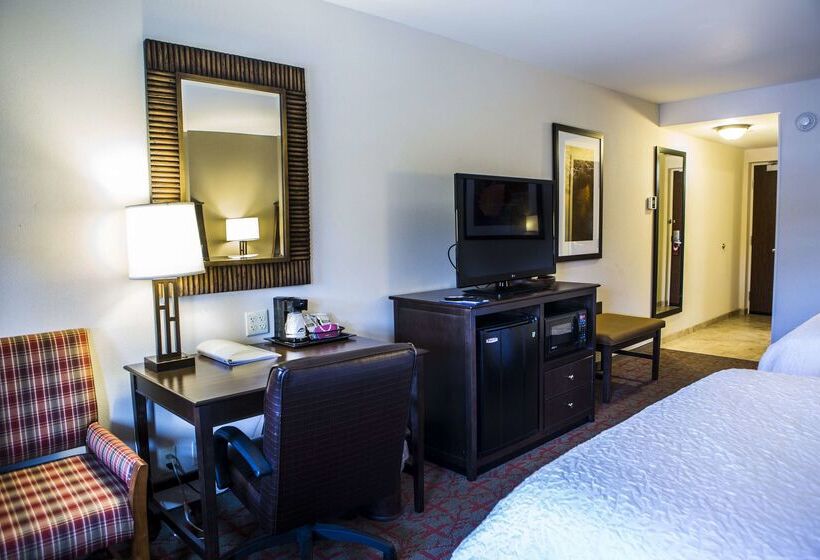 Hampton Inn & Suites Lake Placid