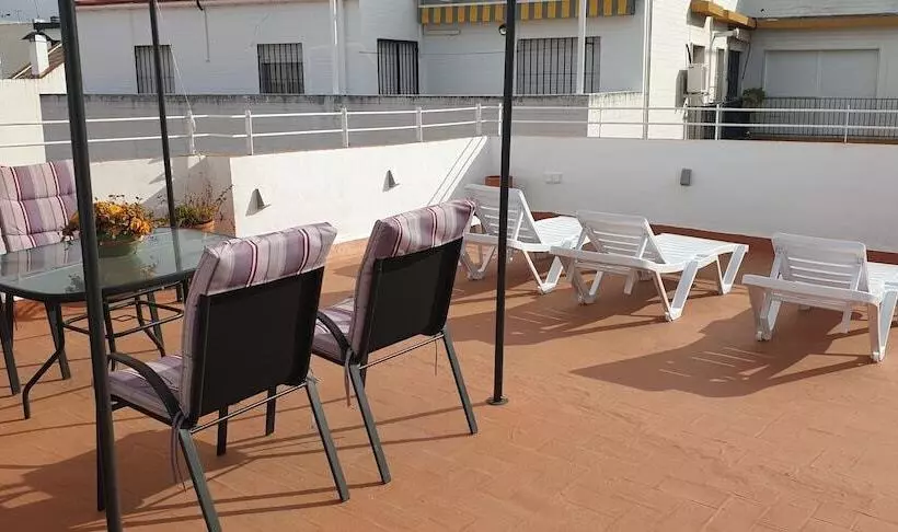 مسافرخانه Pension Catedral