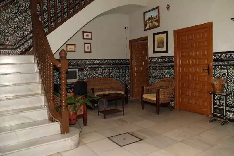 مسافرخانه Pension Catedral