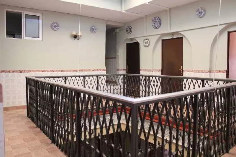 مسافرخانه Pension Catedral