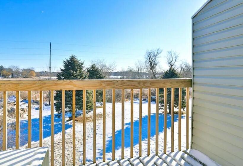 בית מלון כפרי Amerivu Inn And Suites New Richmond