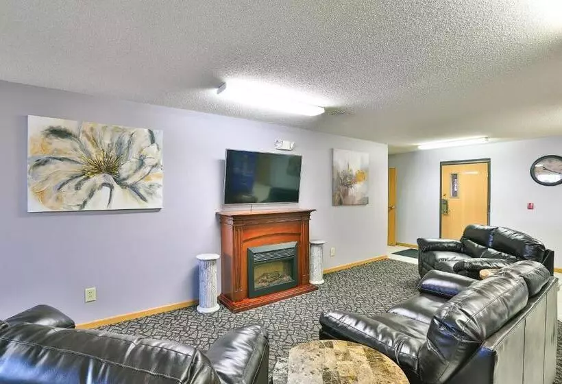 ホテル Amerivu Inn And Suites New Richmond