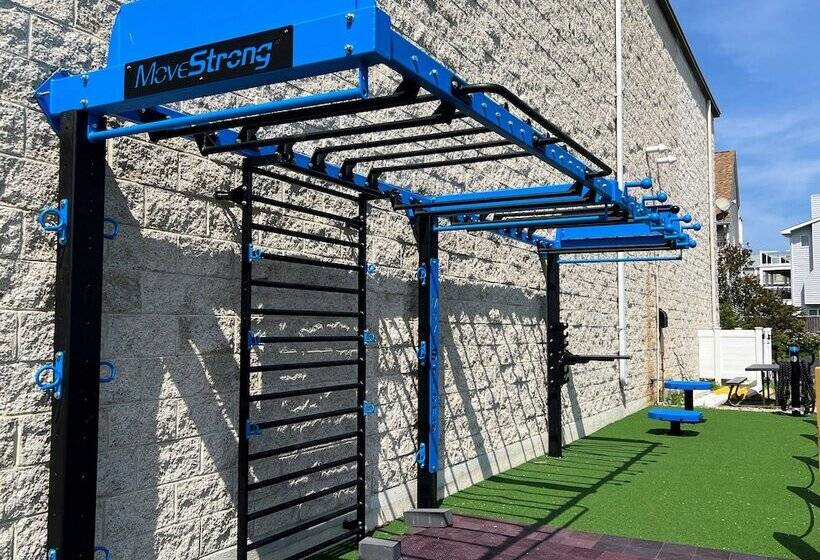 Отель Beach House Dewey