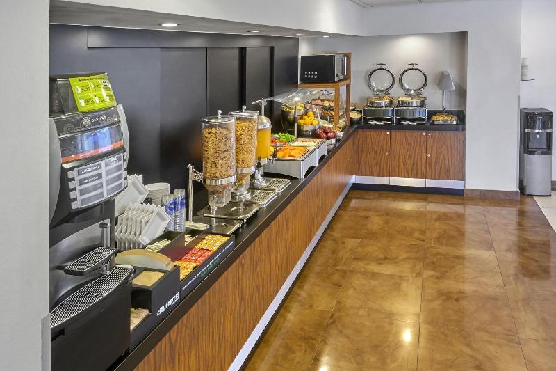 هتل City Express By Marriott Chetumal