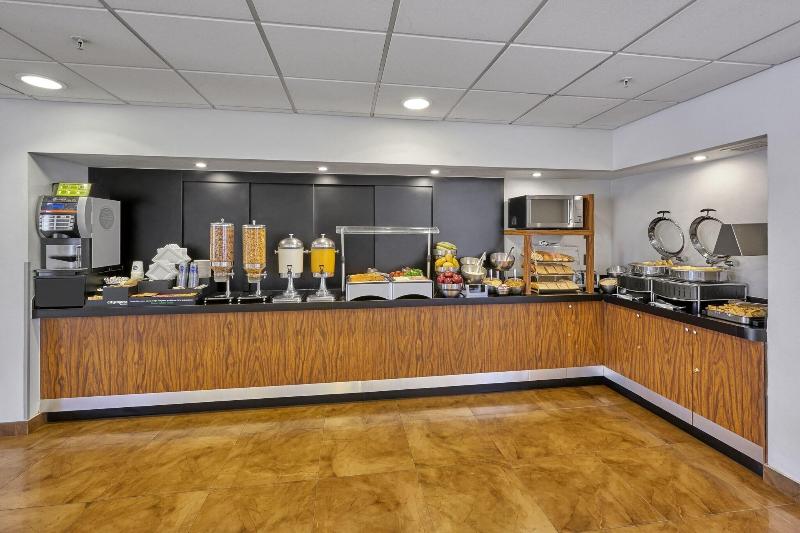 هتل City Express By Marriott Chetumal