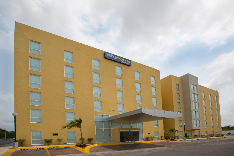 هتل City Express By Marriott Chetumal