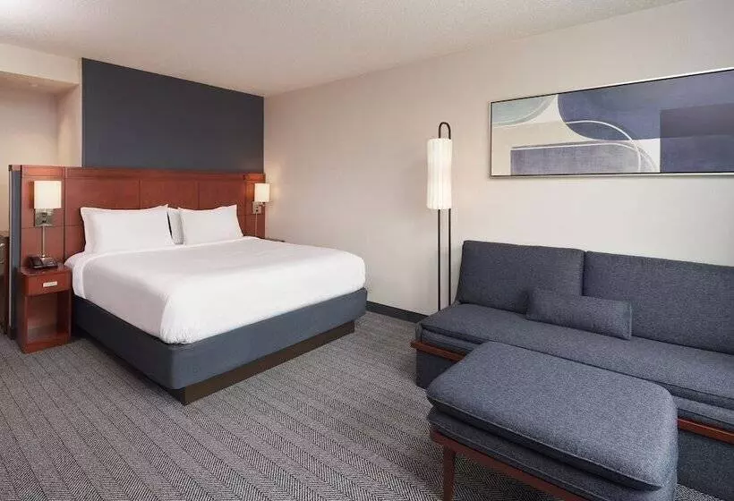 Отель Courtyard By Marriott Glassboro Rowan University