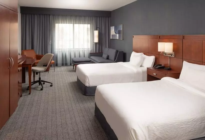 Отель Courtyard By Marriott Glassboro Rowan University
