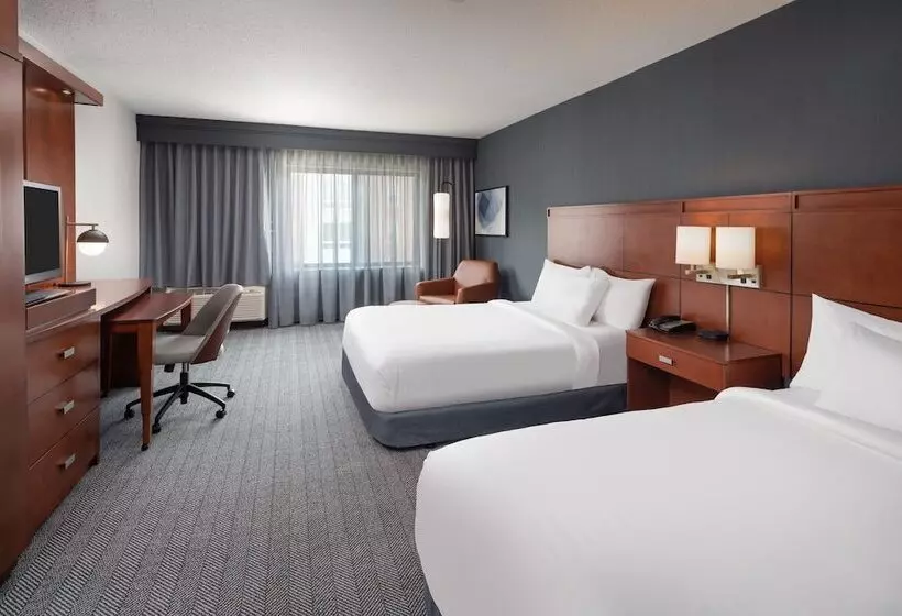 Отель Courtyard By Marriott Glassboro Rowan University