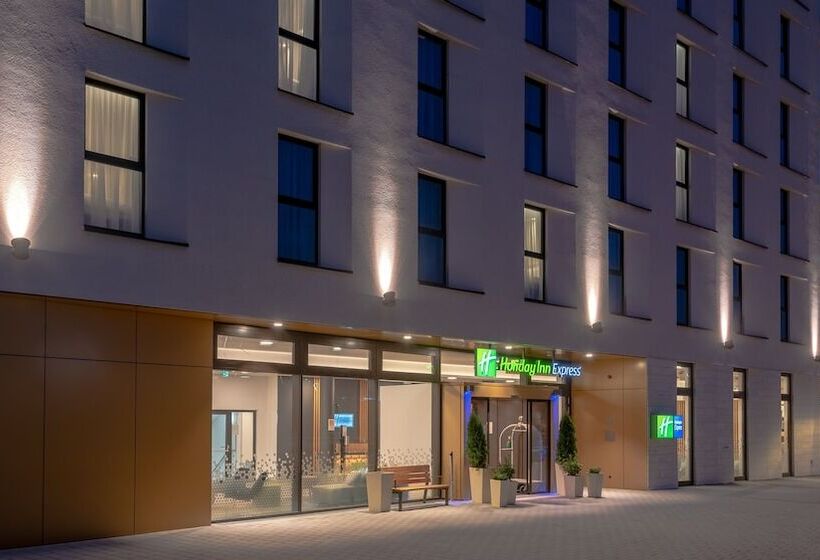 בית מלון כפרי Holiday Inn Express And Suites Schulenburg, An Ihg