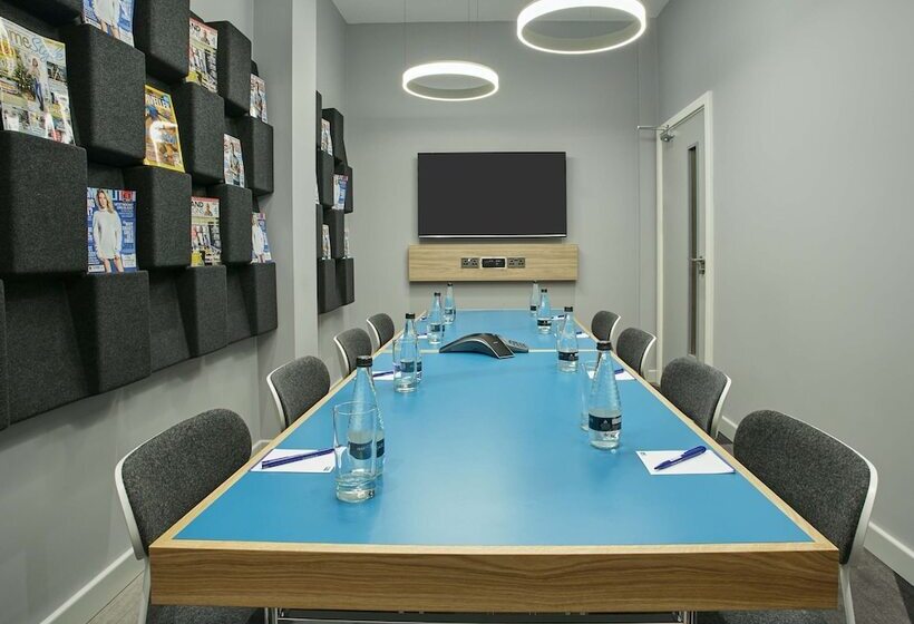 בית מלון כפרי Holiday Inn Express And Suites Schulenburg, An Ihg