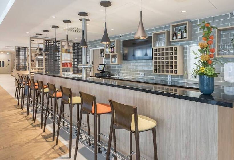 בית מלון כפרי Holiday Inn Express And Suites Schulenburg, An Ihg