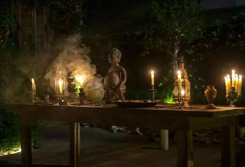 בית מלון כפרי Life Gallery