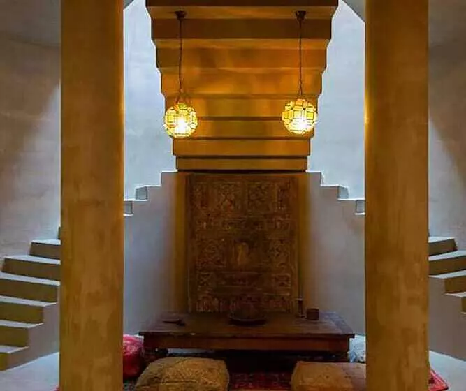 בית מלון כפרי Life Gallery