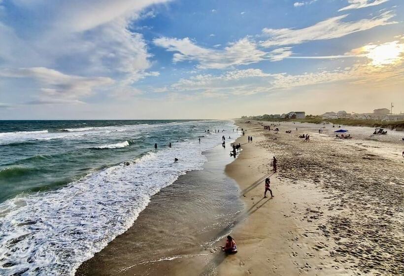 Отель Oceanview Inn  Emerald Isle