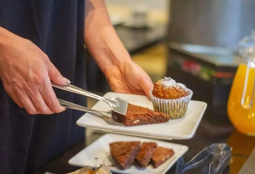 Prodeo Hotel + Lounge