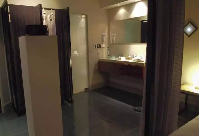 Prodeo Hotel + Lounge