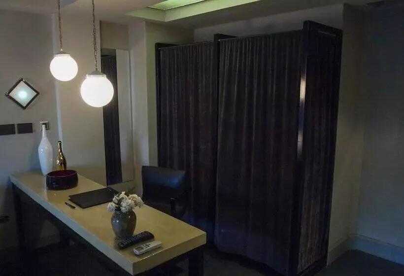 Prodeo Hotel + Lounge