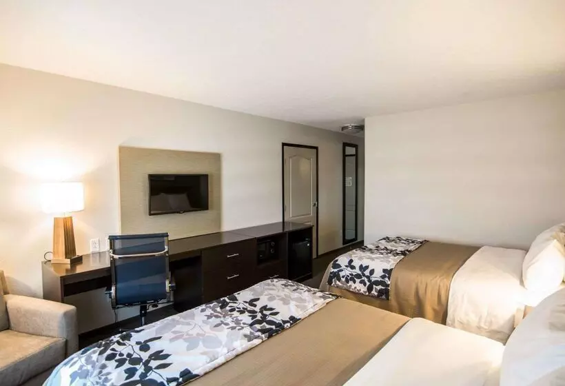 هتل Sleep Inn & Suites Garden City
