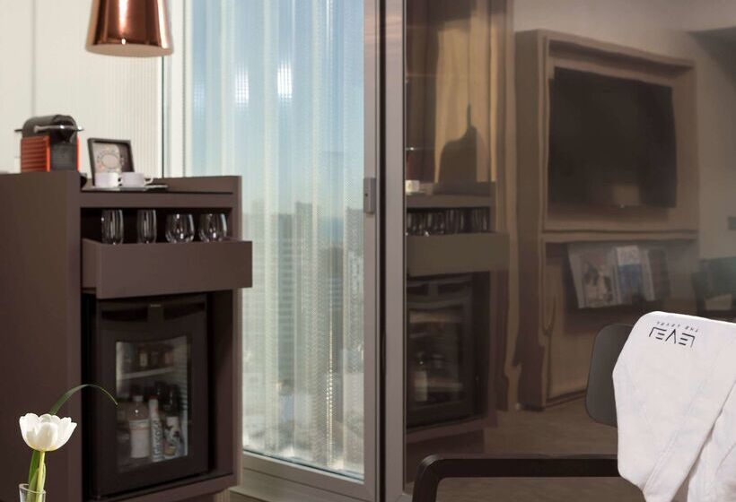 Отель The Level At Melia Barcelona Sky