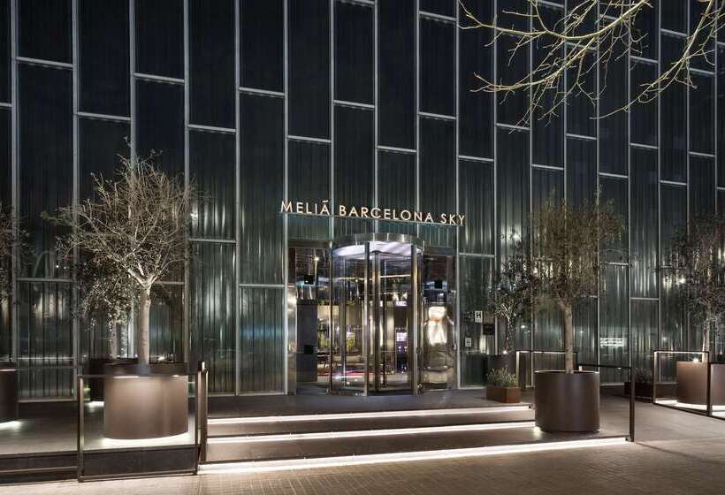 Отель The Level At Melia Barcelona Sky