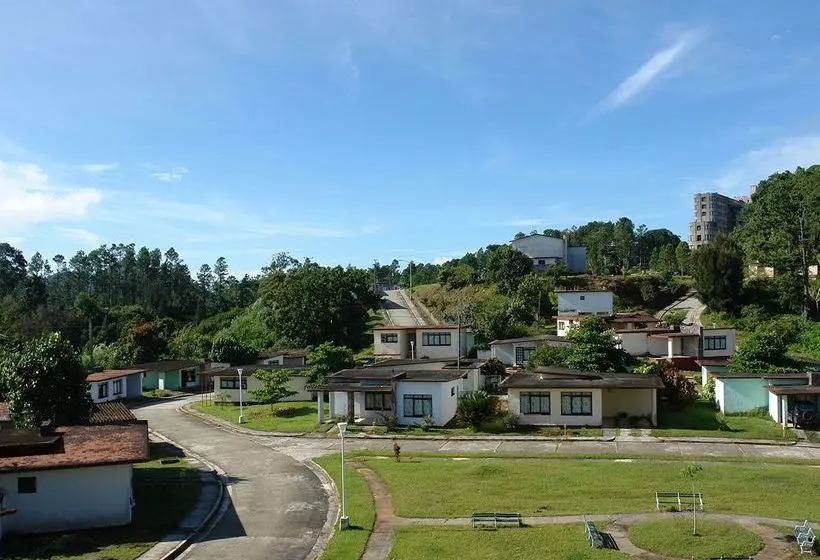 Hotelli Villa Caburní