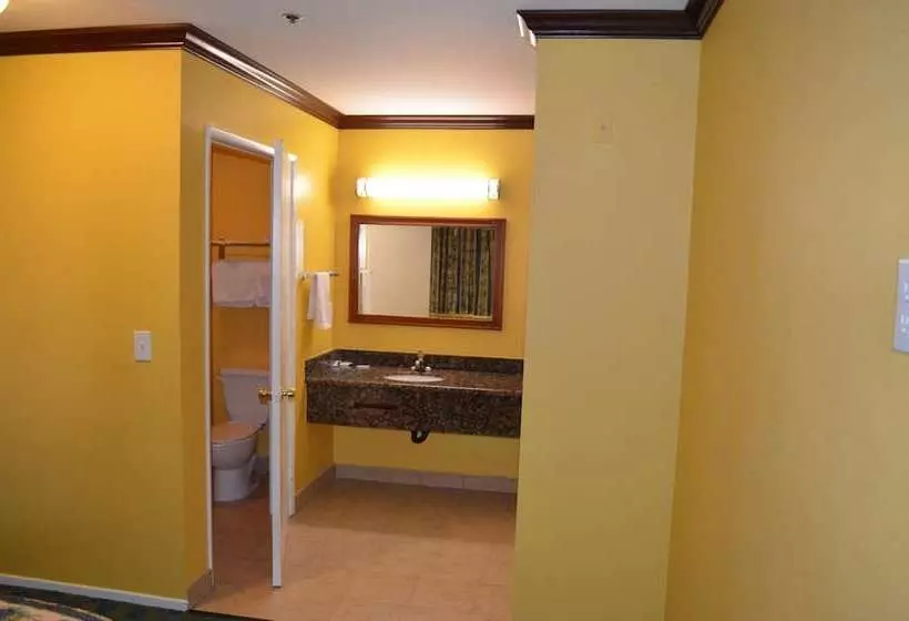 مُتل Cloud 9 Inn Lax