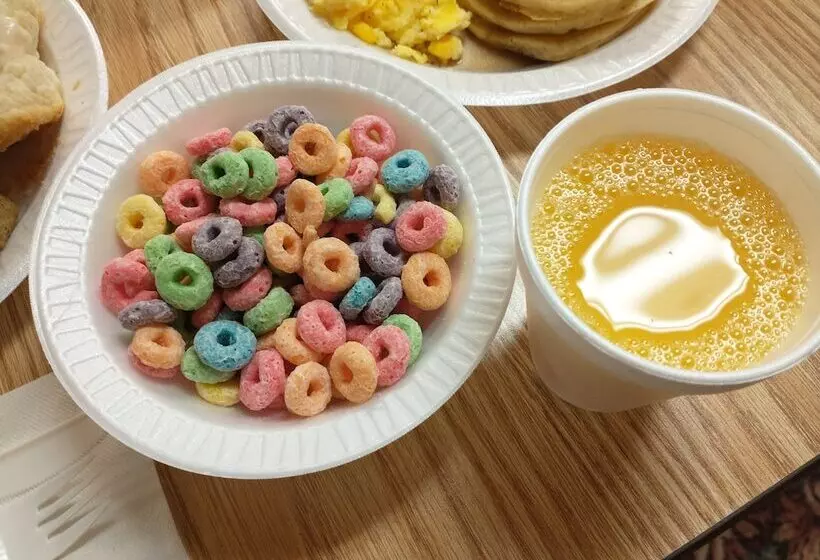 モーテル Dutton Inn