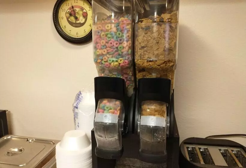 モーテル Dutton Inn