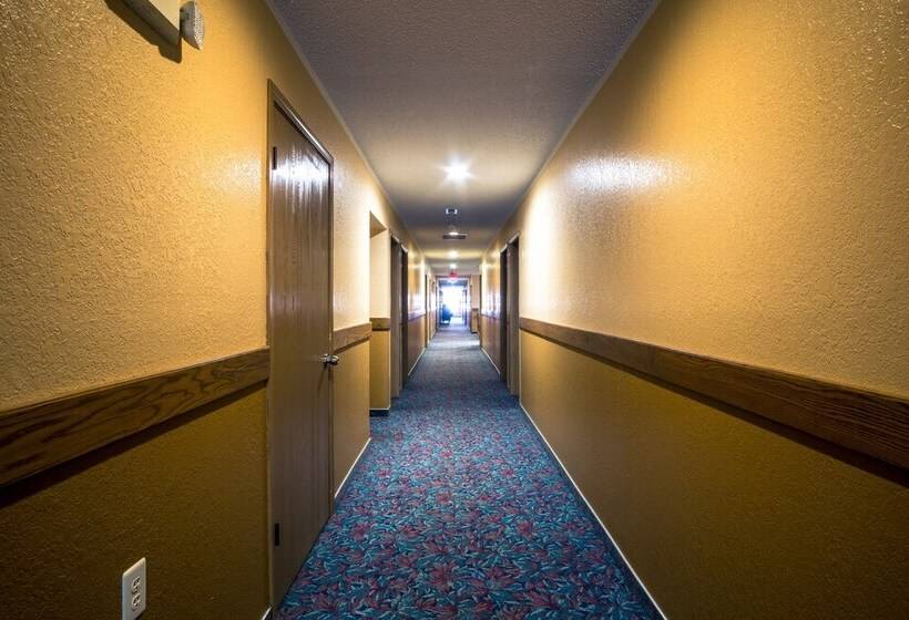 فندق على الطريق Red River Inn Silt  Rifle