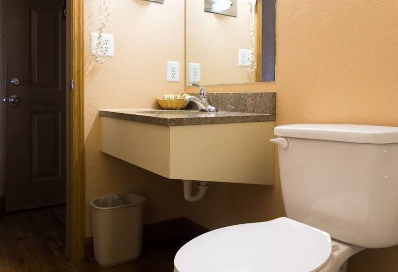 فندق على الطريق Red River Inn Silt  Rifle