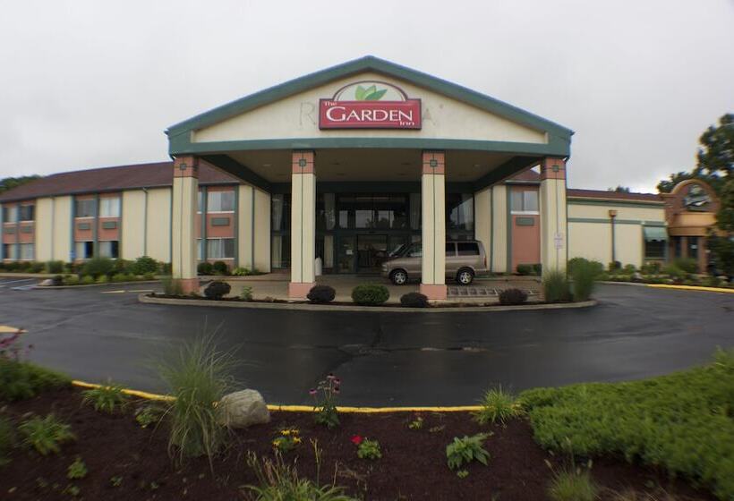 فندق على الطريق The Garden Inn