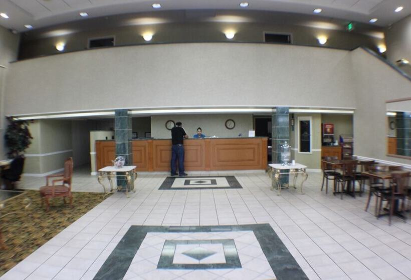 فندق على الطريق The Garden Inn