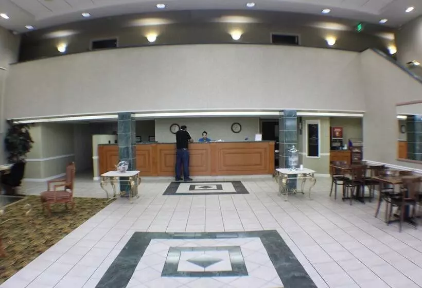 فندق على الطريق The Garden Inn