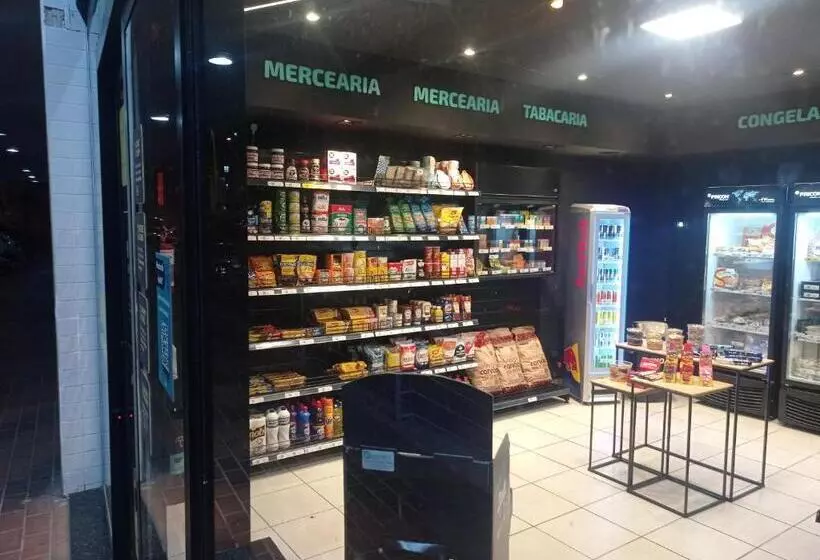 ユースホステル Pousada Universitária Bauru, Cpo ,centrinho, Funcraf ,usp, Facop ,agudos ,parque Vitória Régia , Une