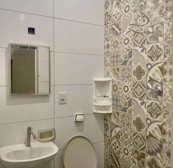 ユースホステル Pousada Universitária Bauru, Cpo ,centrinho, Funcraf ,usp, Facop ,agudos ,parque Vitória Régia , Une