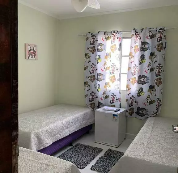 ユースホステル Pousada Universitária Bauru, Cpo ,centrinho, Funcraf ,usp, Facop ,agudos ,parque Vitória Régia , Une