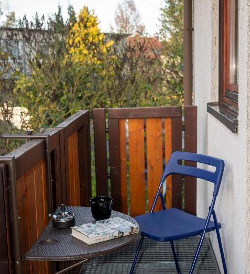 تختخواب و صبحانه Berlin Entspannt Geniessen