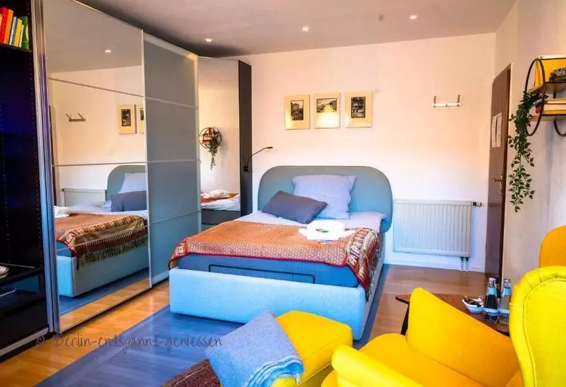تختخواب و صبحانه Berlin Entspannt Geniessen