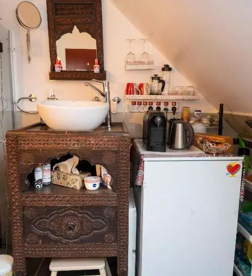 تختخواب و صبحانه Berlin Entspannt Geniessen