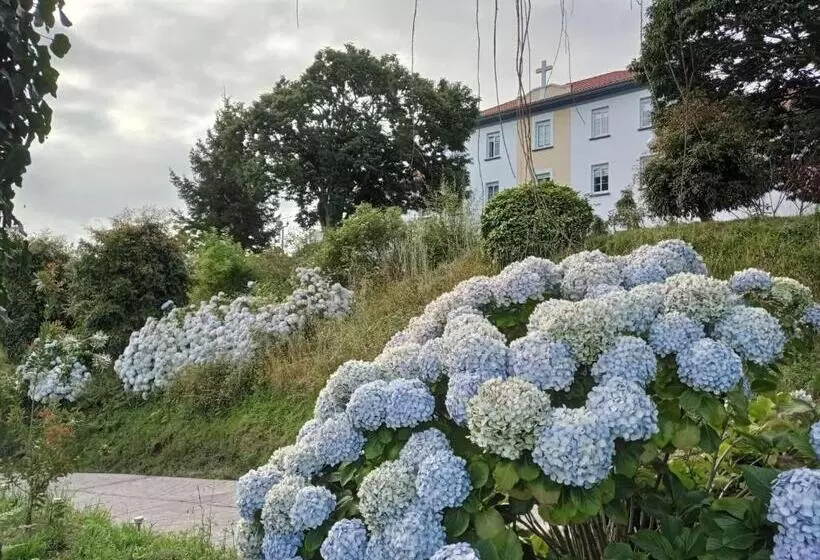 ホテル Hostal San Cristobal   Pontedeume