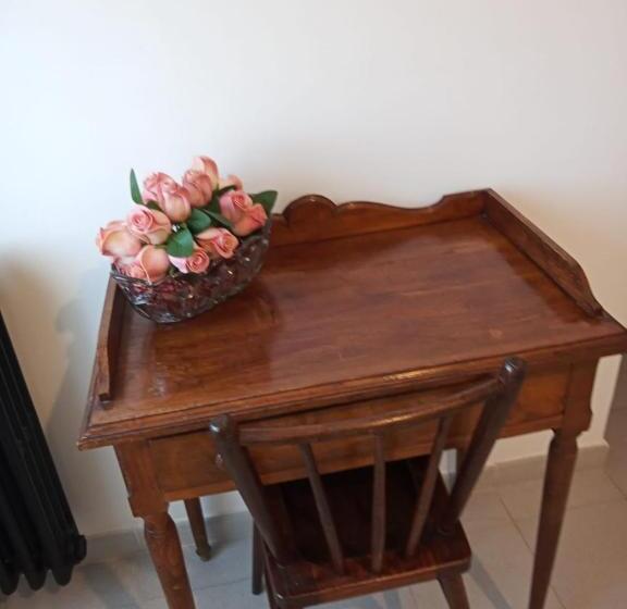 هتل Hostal San Cristobal Pontedeume