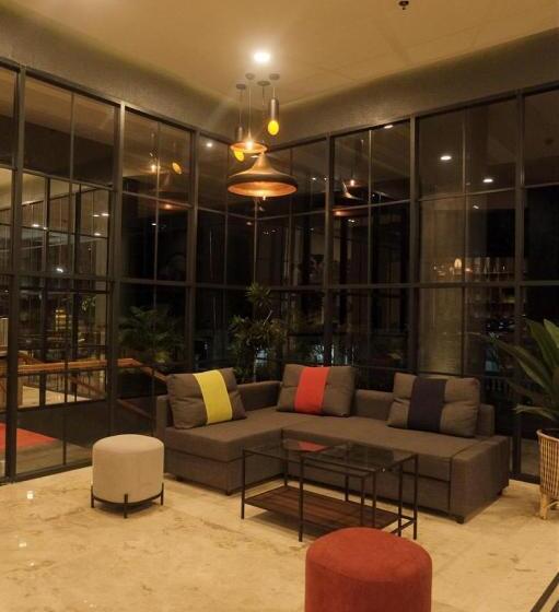 בית מלון כפרי Maxones Loji Kridanggo @boyolali