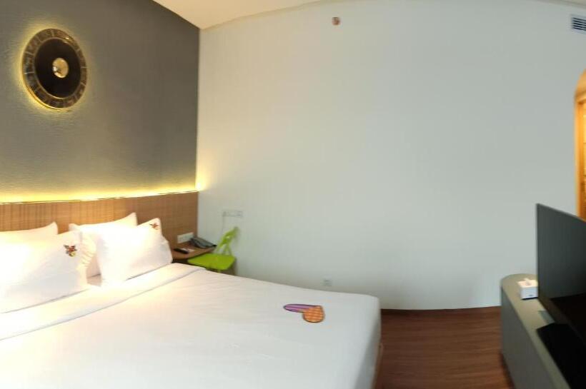 בית מלון כפרי Maxones Loji Kridanggo @boyolali