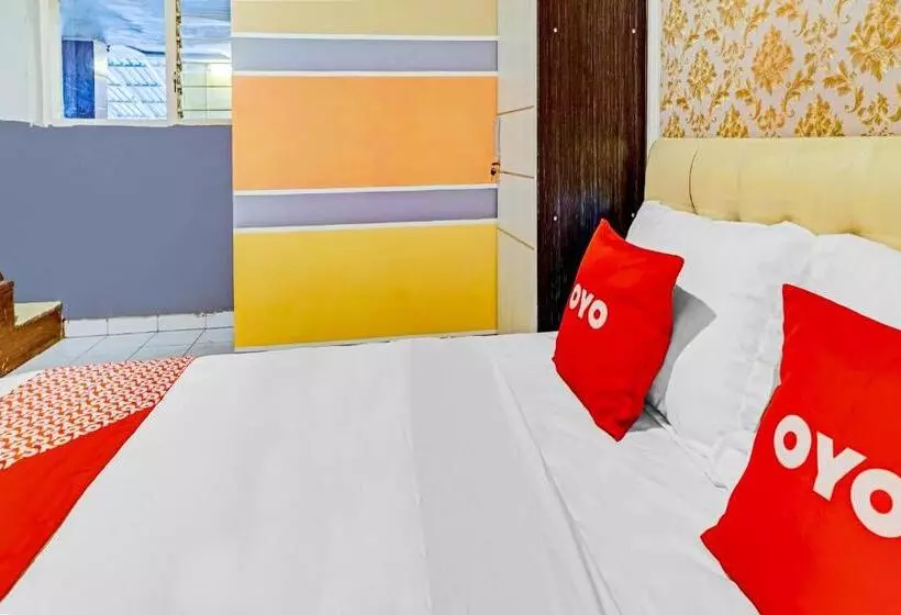 Hotelli Oyo 90793 Btc Guest House Syariah