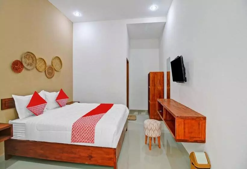 Hotelli Oyo 90820 Madania Guesthouse