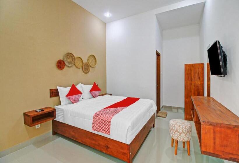 酒店 Oyo 90820 Madania Guesthouse