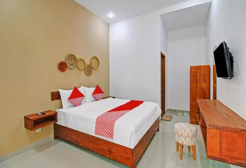 Hotelli Oyo 90820 Madania Guesthouse