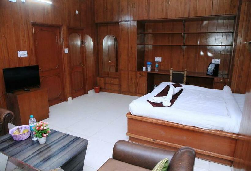 Отель Pinewood Cottages Shimla