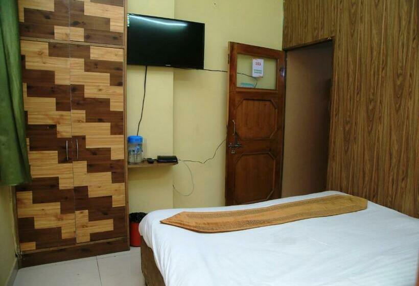 Отель Pinewood Cottages Shimla